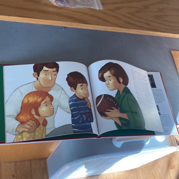 “ Can’t wait till Christmas!” Kids book - Picture 6 of 16